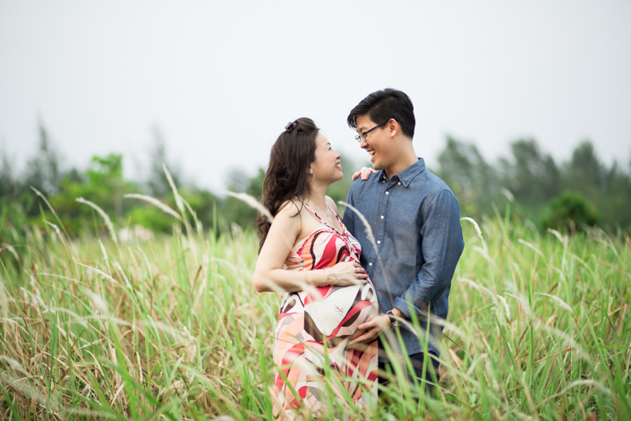 maternity shoot at the lalang field