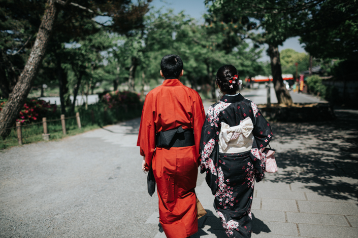 couple in kimono