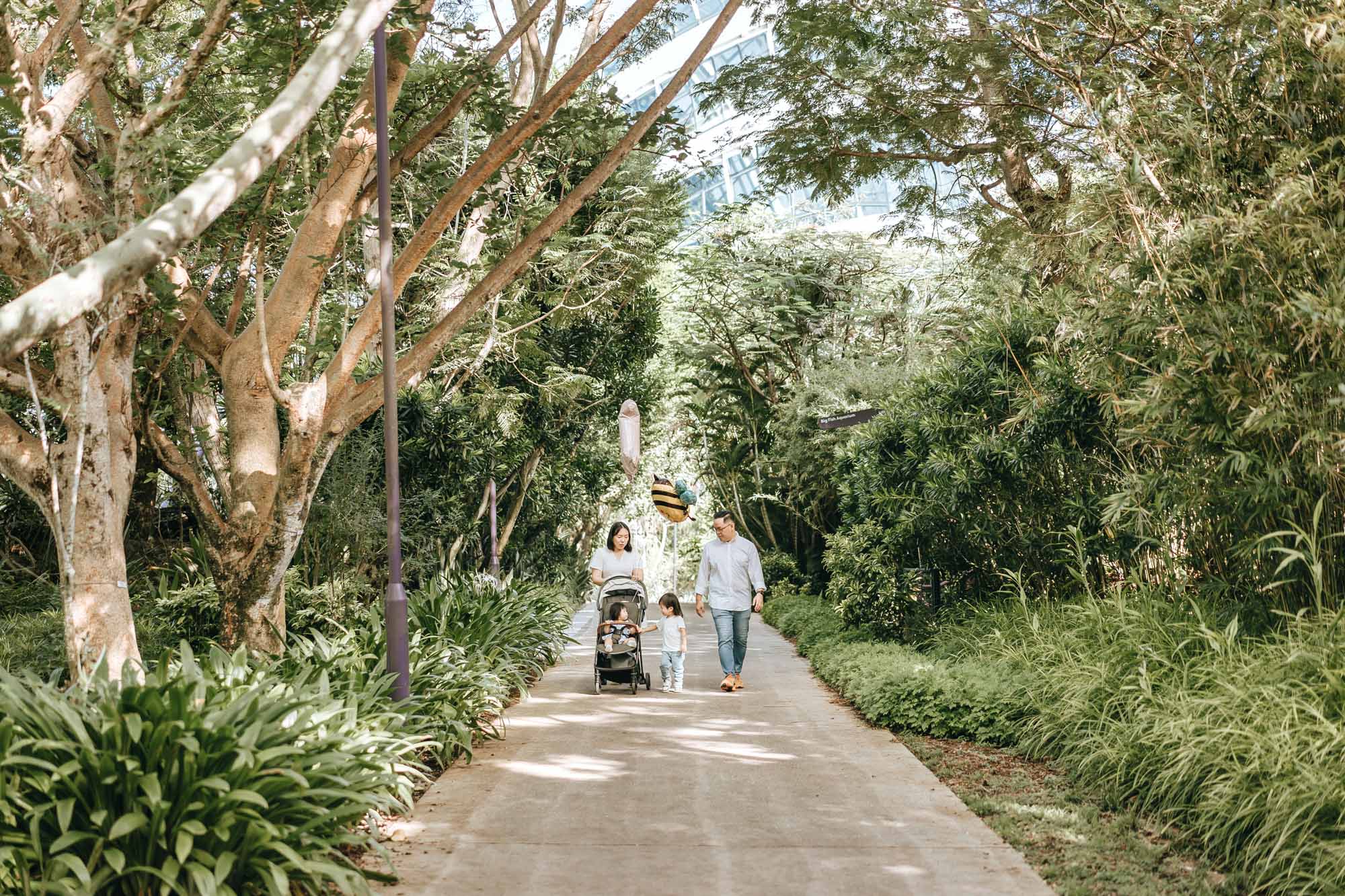 family photo shoot at Gardens by the Bay.